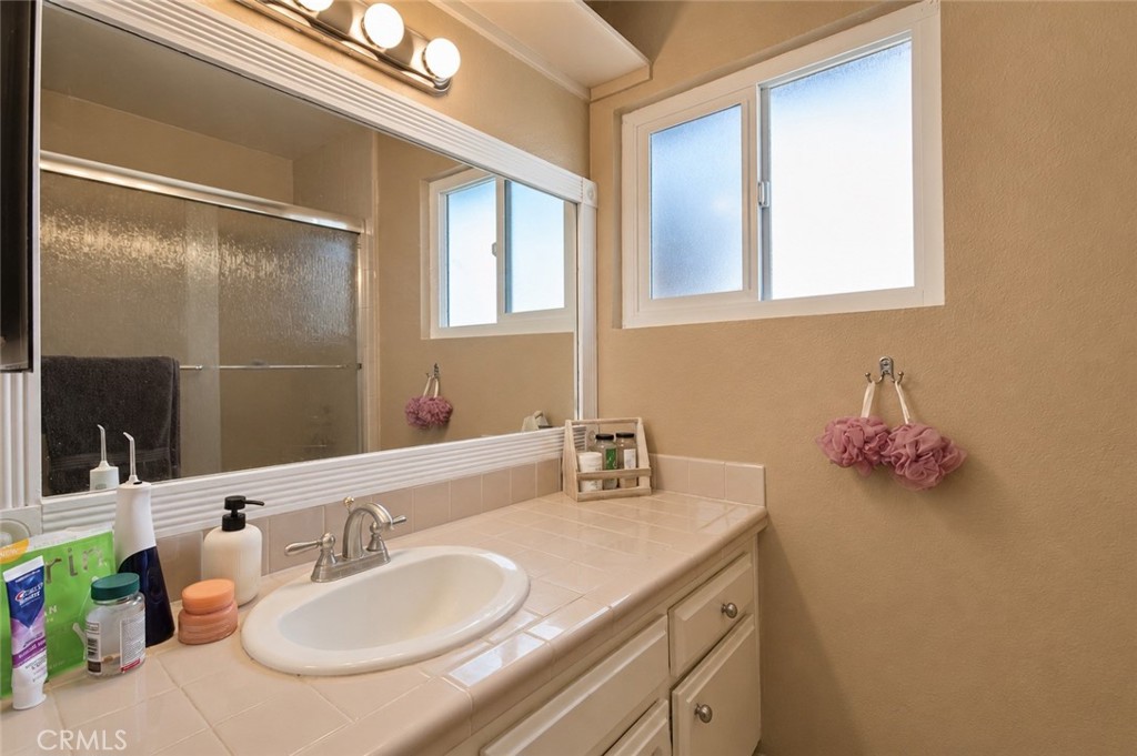 5406 Villa Way Property Photo 16