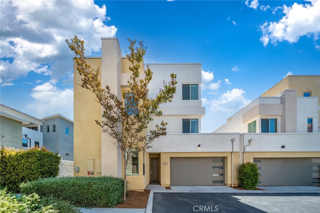 115 Masterpiece Property Photo 1