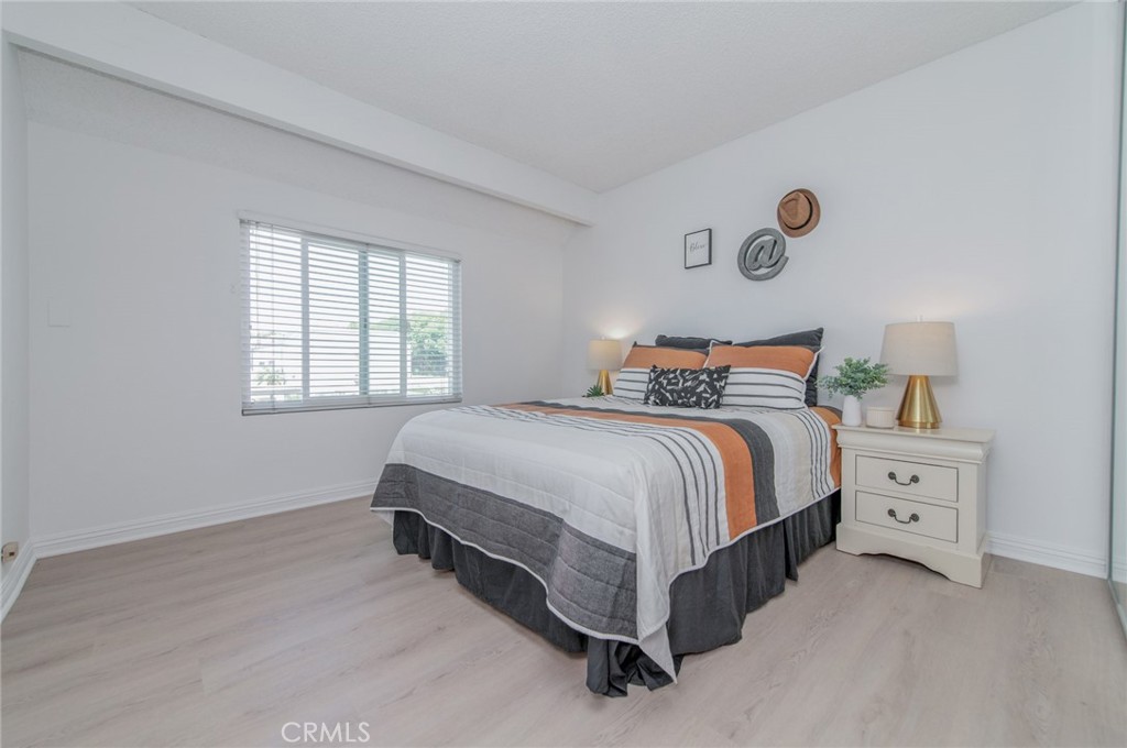 44 Fallbrook Property Photo 10