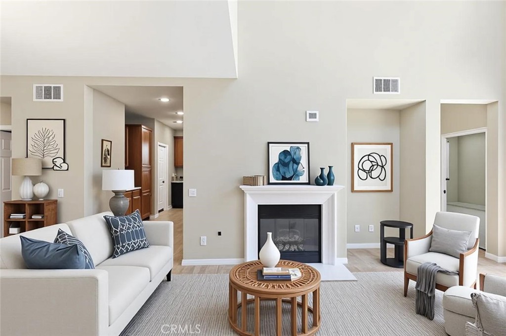 34047 Crenshaw Street Property Photo 2