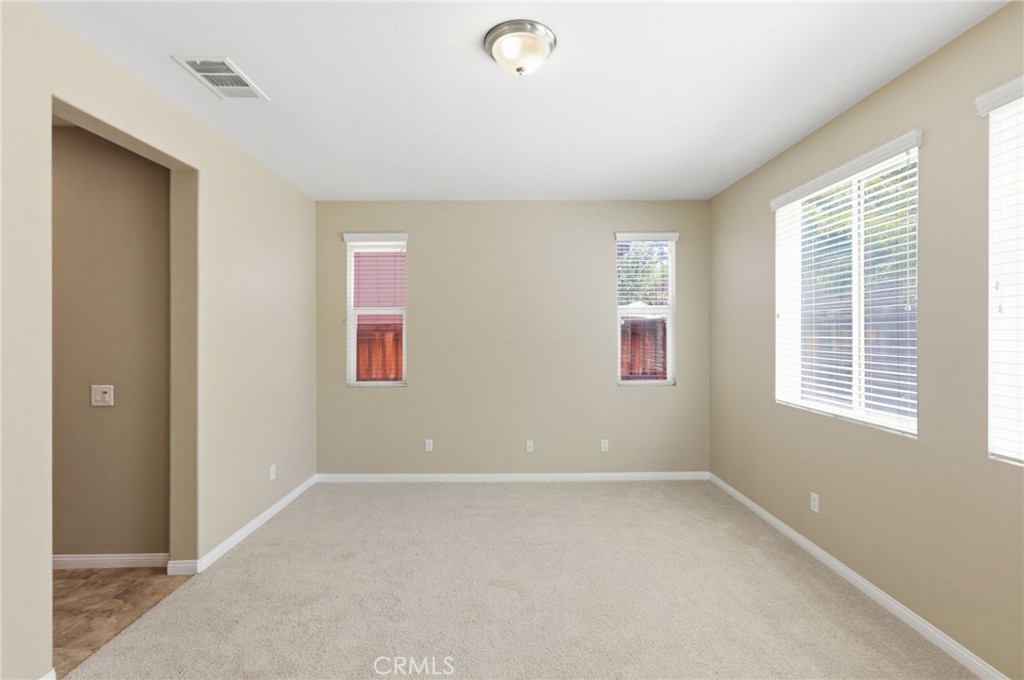 34047 Crenshaw Street Property Photo 17