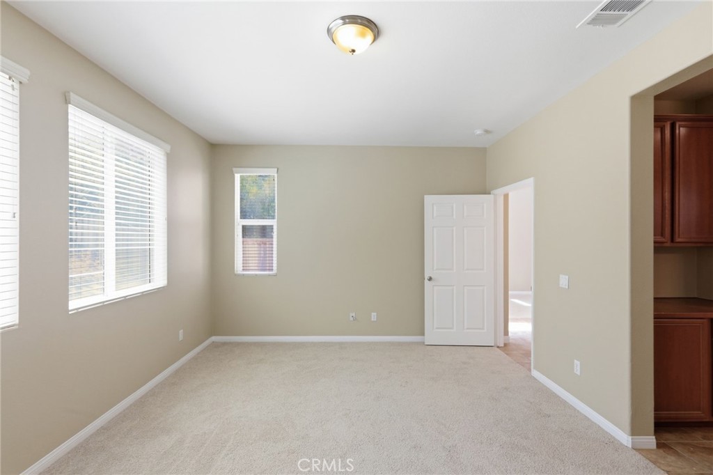 34047 Crenshaw Street Property Photo 19