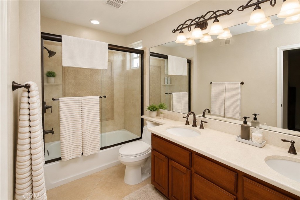 10 Sangallo Property Photo 14
