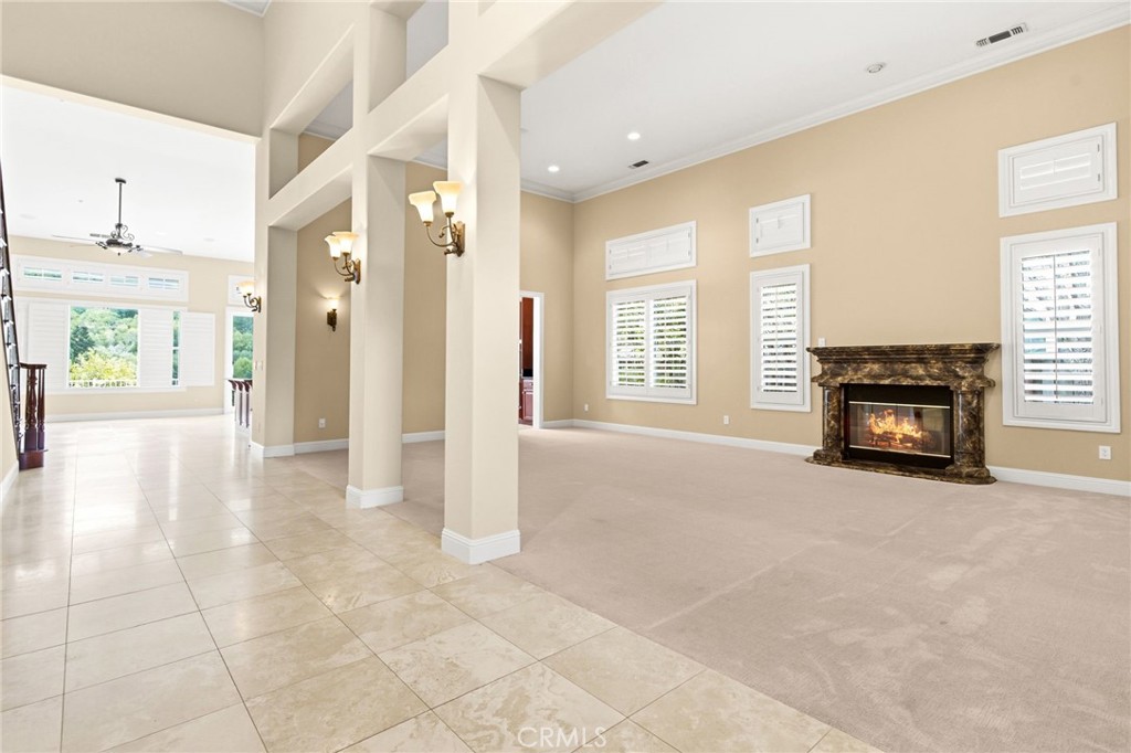 309 Whitcliff Court Property Photo 12