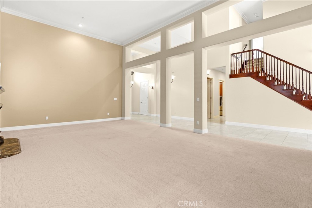 309 Whitcliff Court Property Photo 13