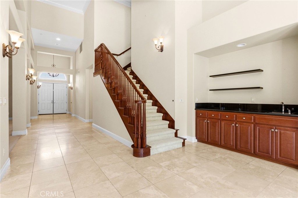 309 Whitcliff Court Property Photo 16