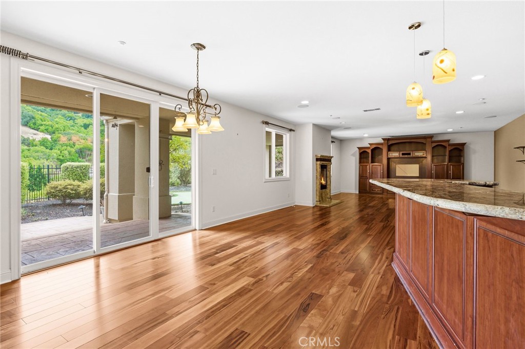309 Whitcliff Court Property Photo 24