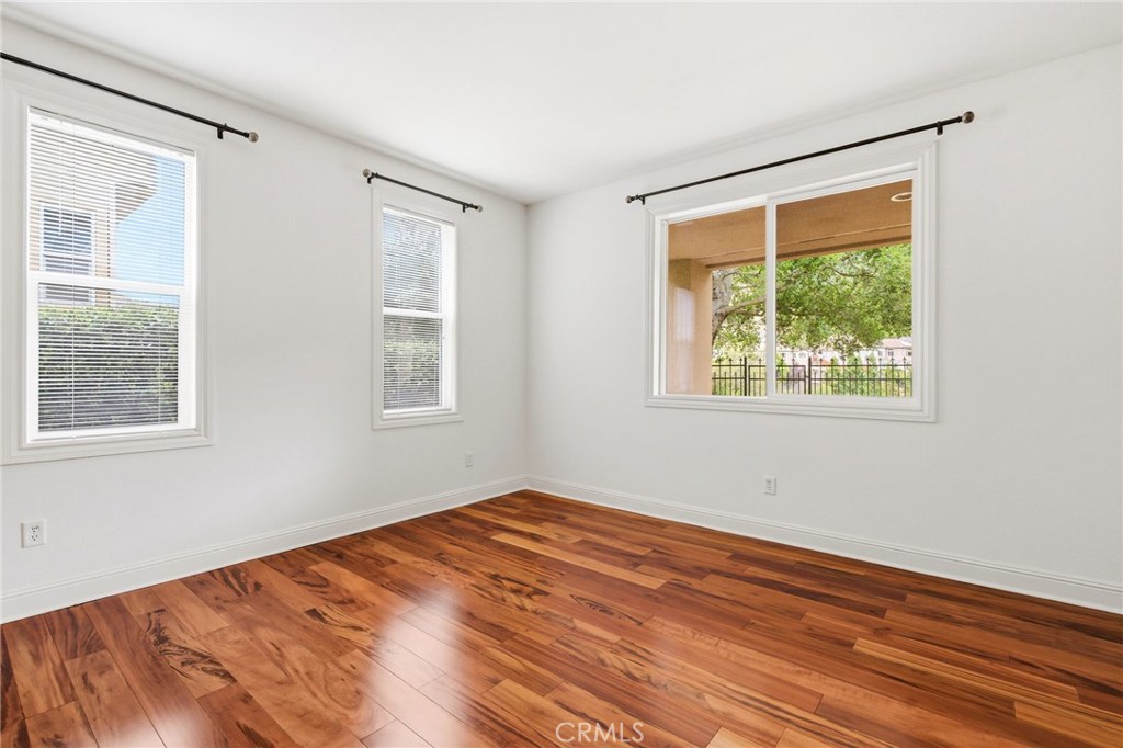 309 Whitcliff Court Property Photo 30