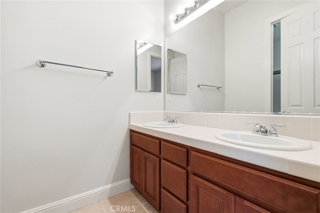 309 Whitcliff Court Property Photo 33