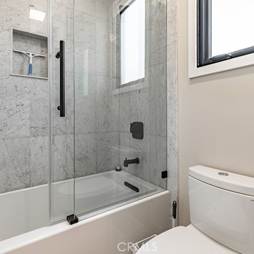 32 Dauphin Property Photo 43