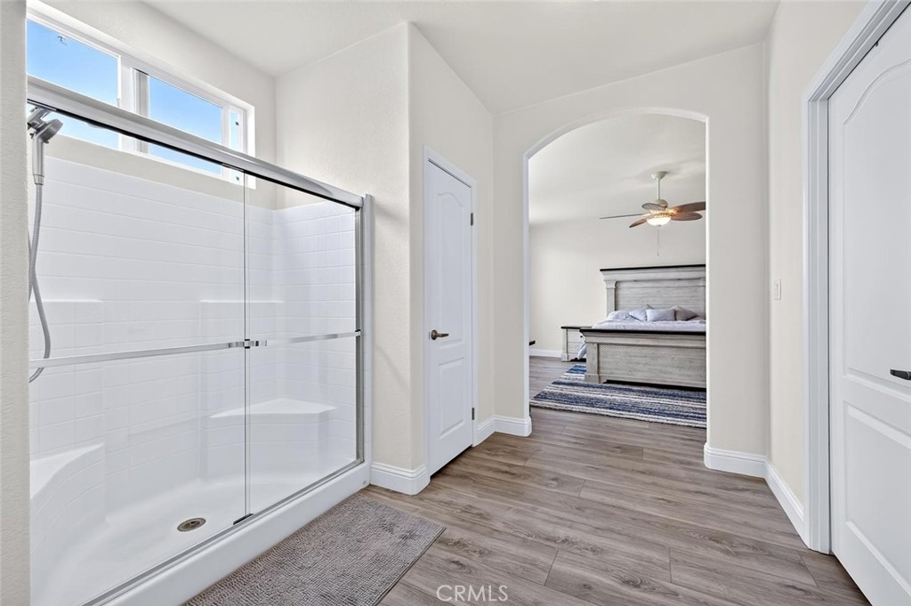 16444 Bolsa Chica Street 20 Property Photo 3