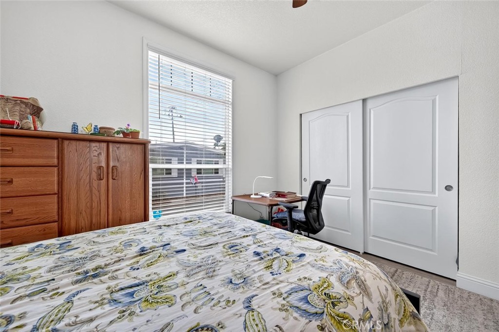 16444 Bolsa Chica Street 20 Property Photo 4