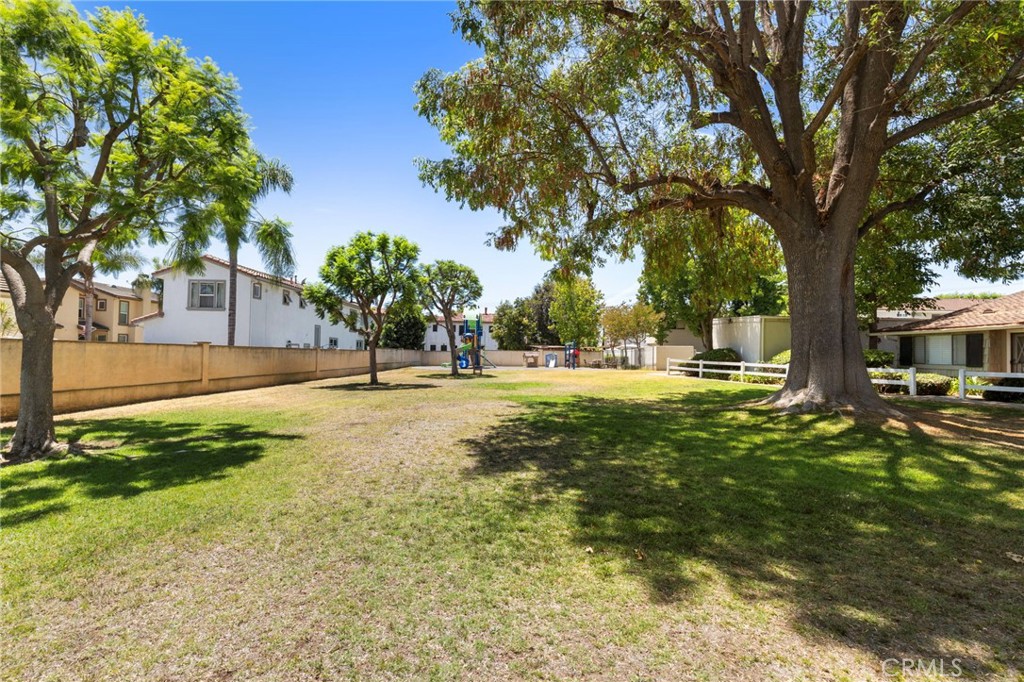 4524 Jamestown Property Photo 32
