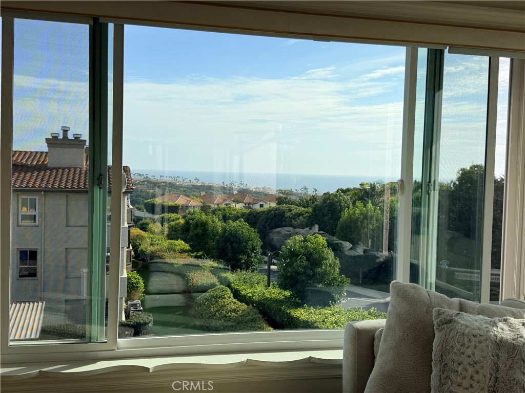 48 Corniche Drive L Property Photo 5