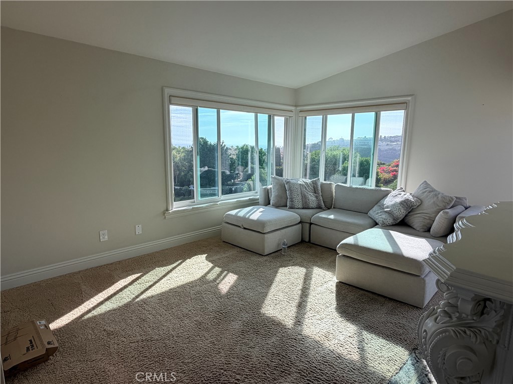 48 Corniche Drive L Property Photo 9