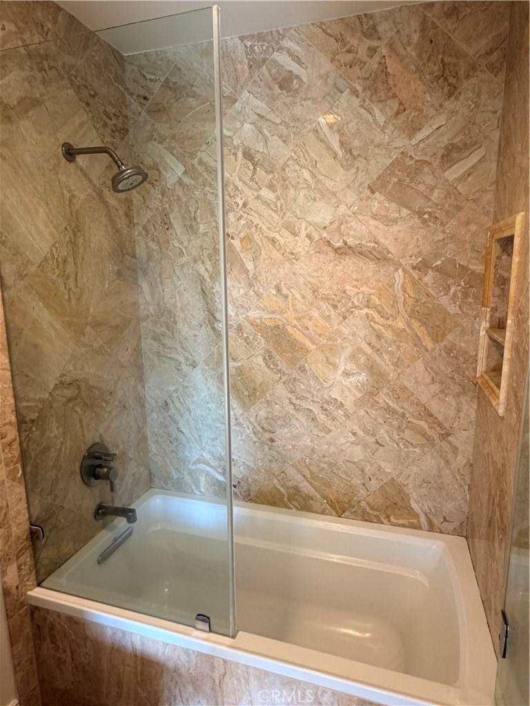 48 Corniche Drive L Property Photo 20