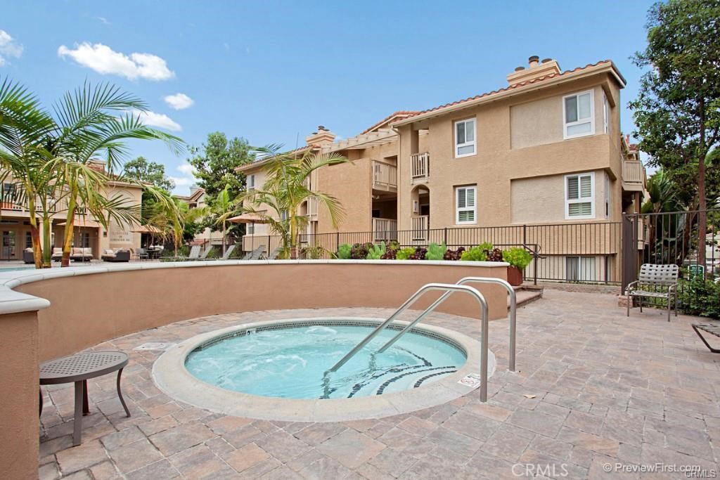 48 Corniche Drive L Property Photo 29