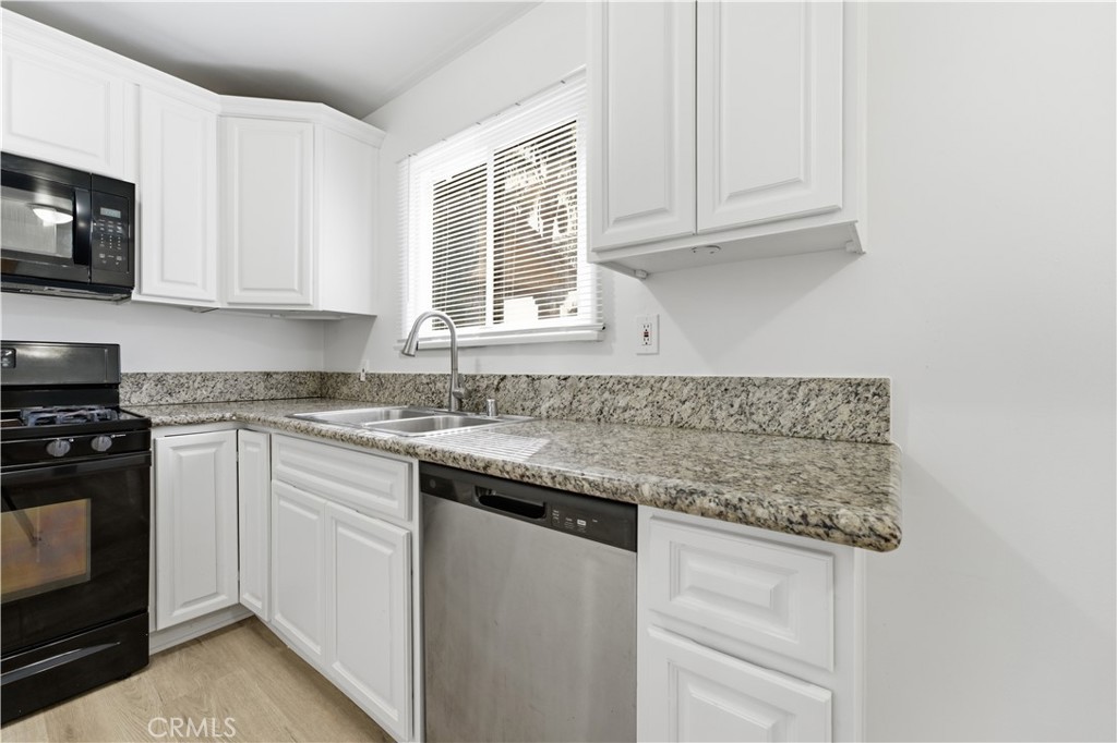 10255 Newville Avenue Property Photo 22