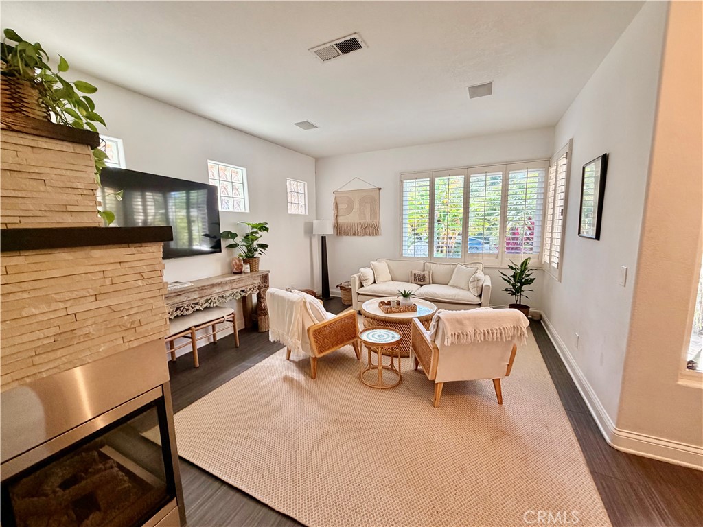 330 Ultimo Avenue Property Photo 7