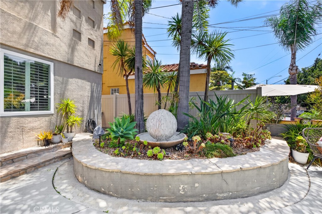 330 Ultimo Avenue Property Photo 39