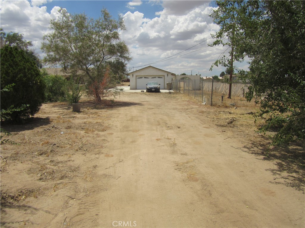 11540 5th Property Photo 4