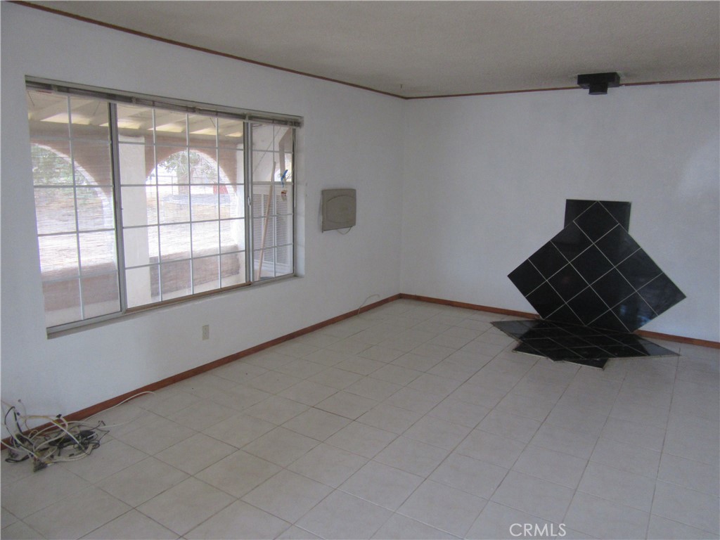 11540 5th Property Photo 6