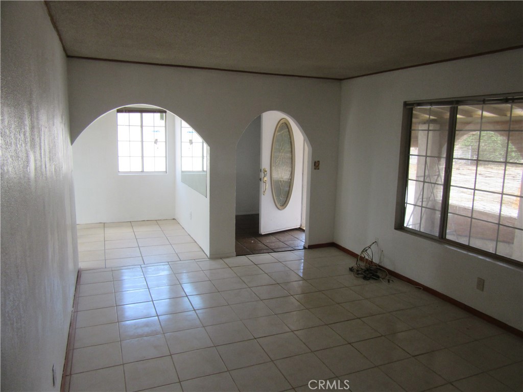 11540 5th Property Photo 8