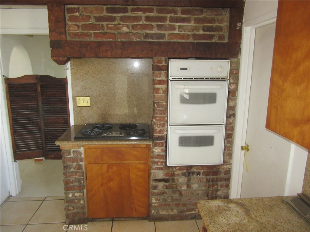 11540 5th Property Photo 11