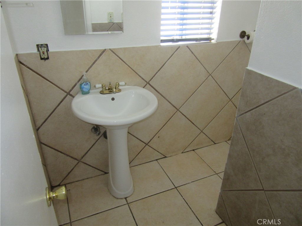 11540 5th Property Photo 18