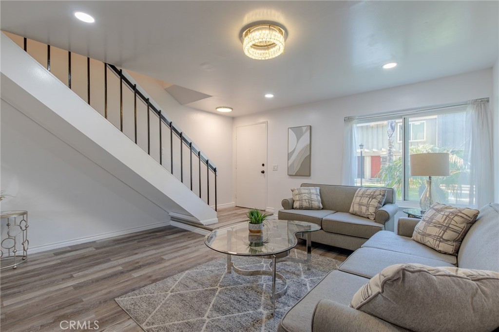 5096 Via Maria Property Photo 2