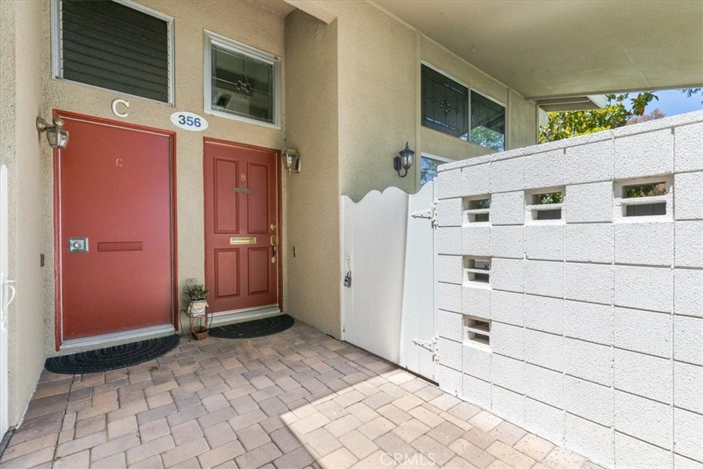 356 Avenida Castilla B Property Photo 2