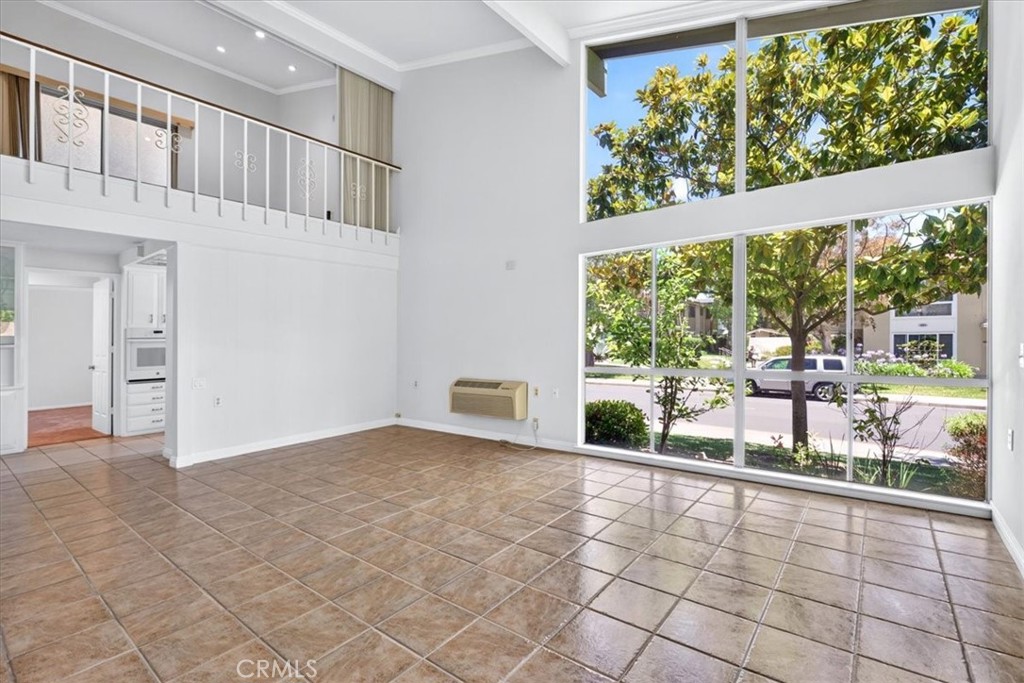 356 Avenida Castilla B Property Photo 3