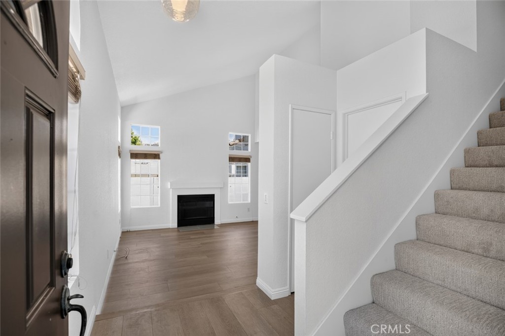 122 Almador Property Photo 2