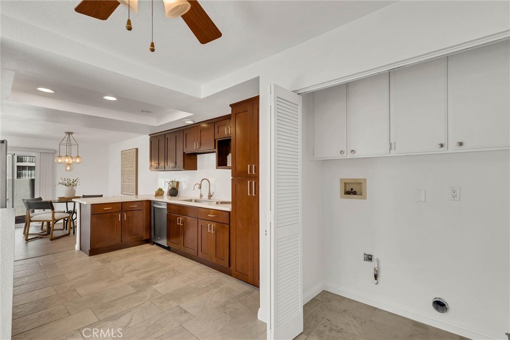 122 Almador Property Photo 12