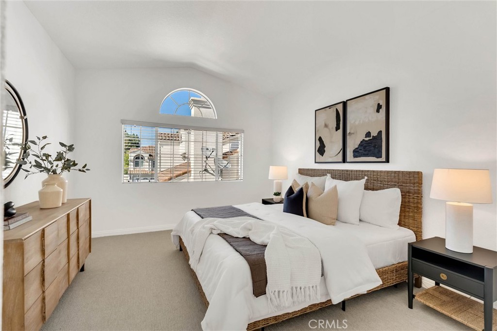 122 Almador Property Photo 18