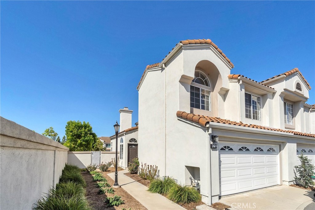 122 Almador Property Photo 24