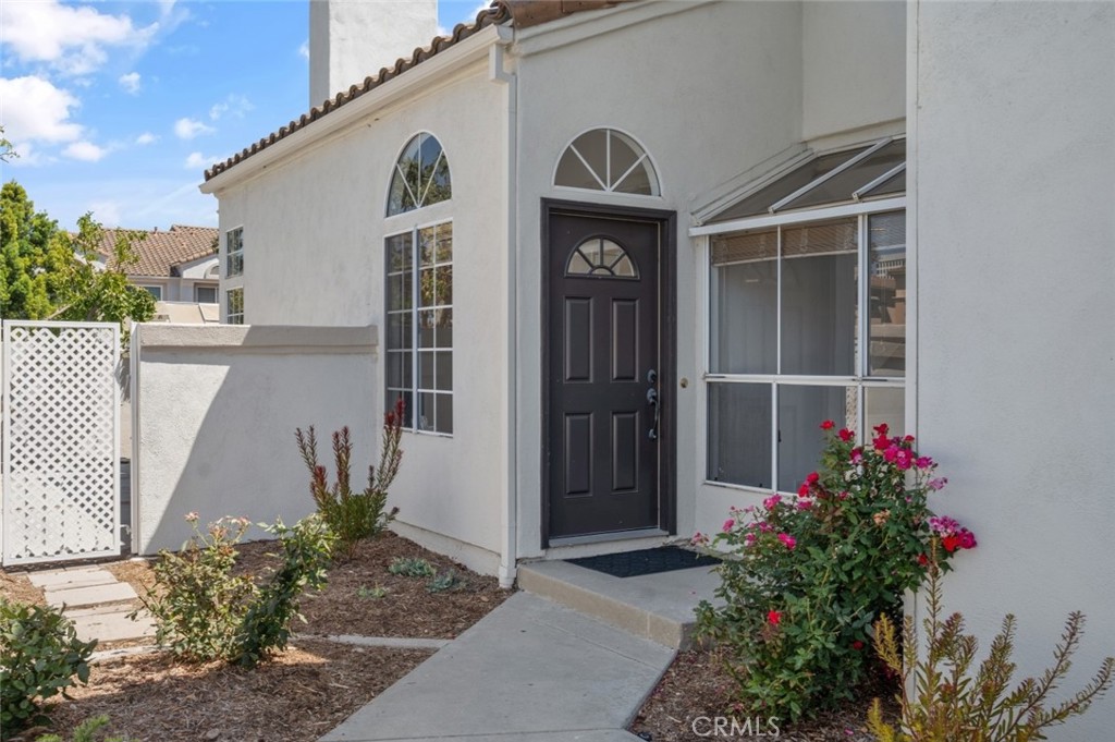 122 Almador Property Photo 29