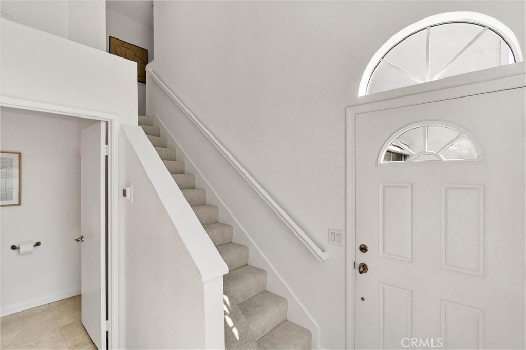 122 Almador Property Photo 31