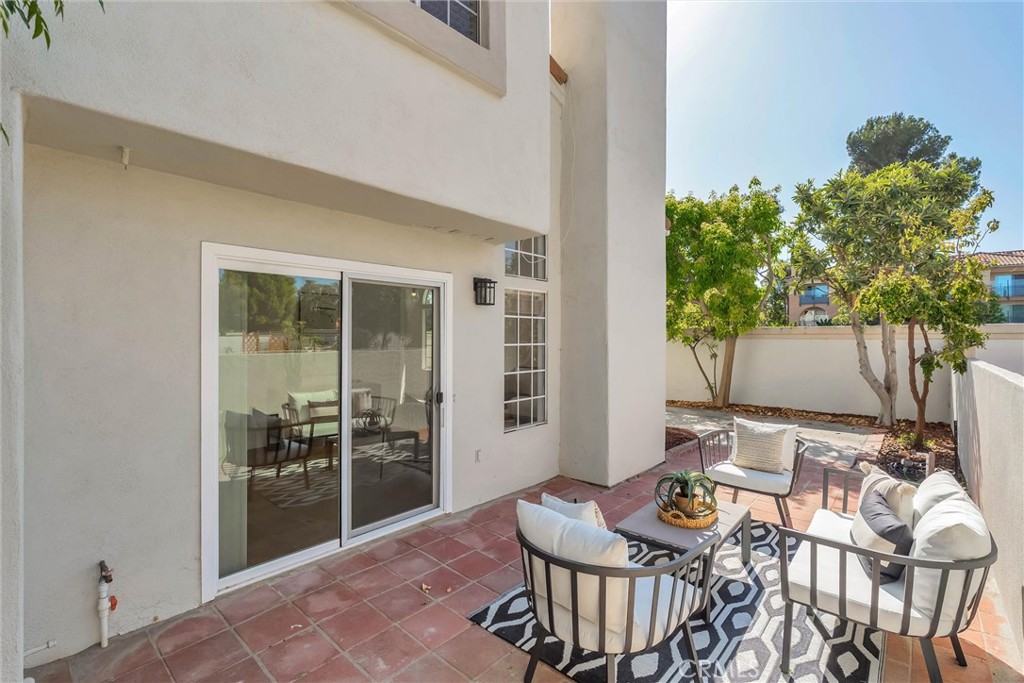 122 Almador Property Photo 34