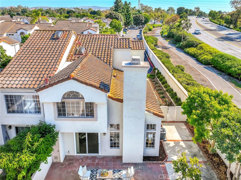 122 Almador Property Photo 46