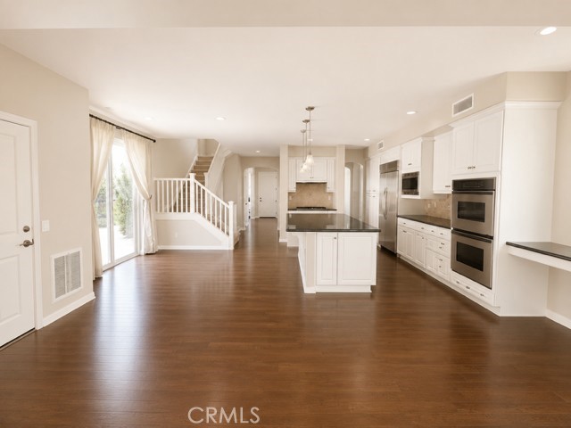 761 Clark Way Property Photo 9