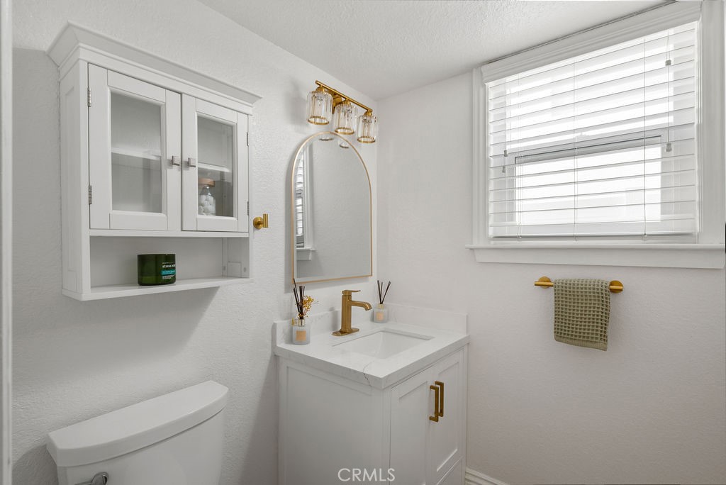24882 Oxford Drive Property Photo 26
