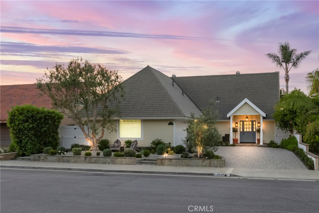 9601 Dumbreck Drive Property Photo