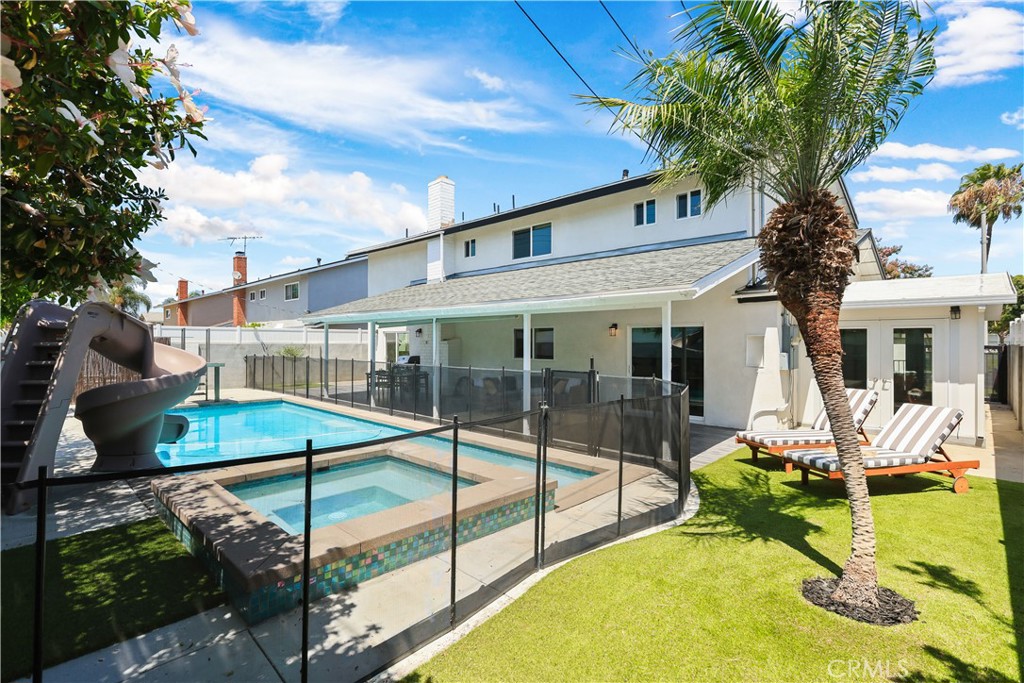 13631 University Property Photo 6