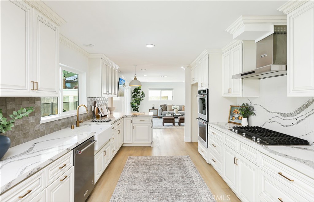 13631 University Property Photo 14