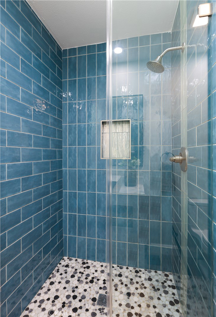 13631 University Property Photo 25