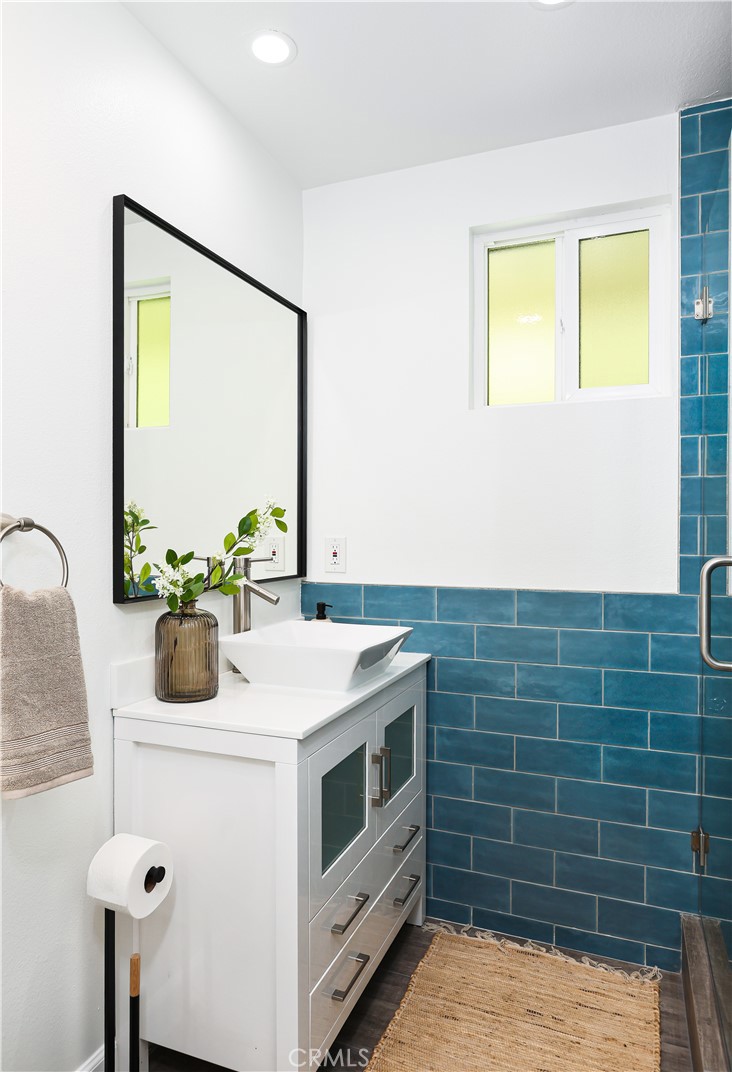 13631 University Property Photo 26