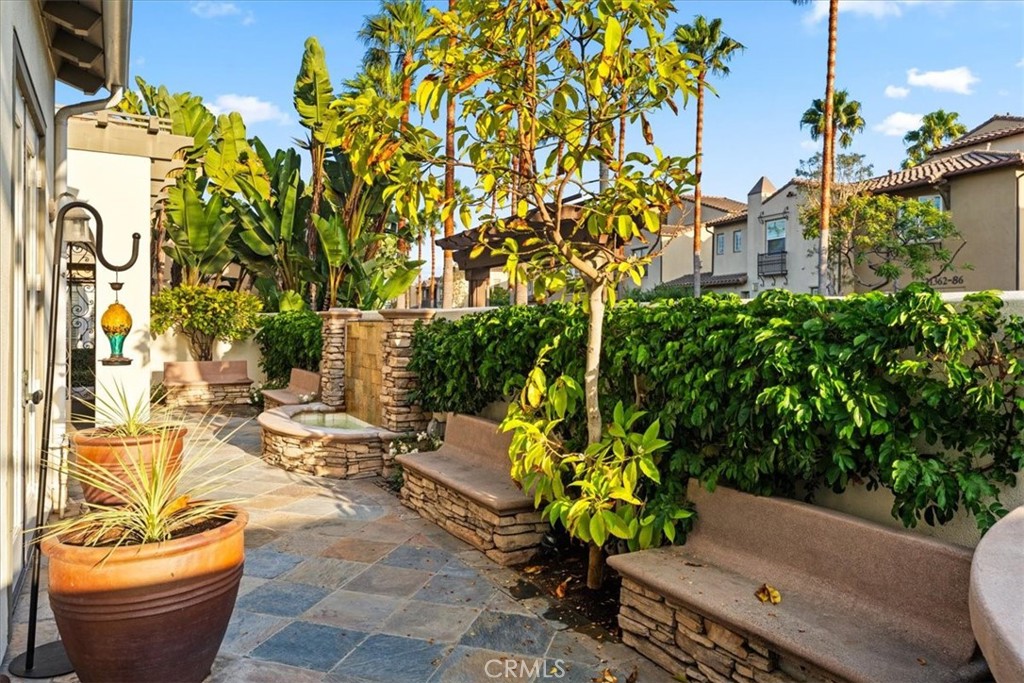 21338 Balerma Lane Property Photo 7