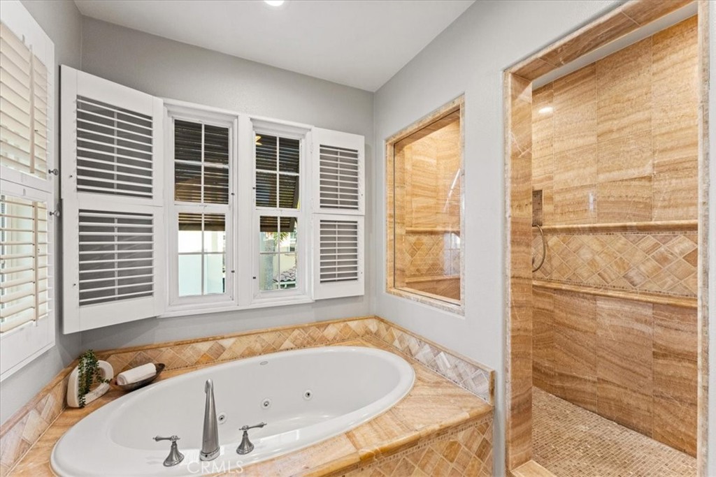 21338 Balerma Lane Property Photo 33