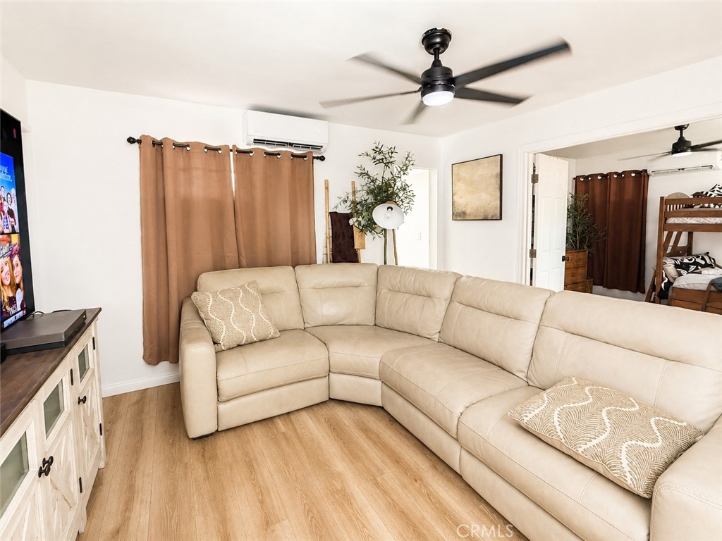 1113 S Golden West Avenue Property Photo 2